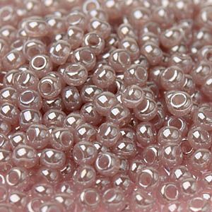 Бисер круглый 11/0 #0151 Цейлон, сиреневый дым
