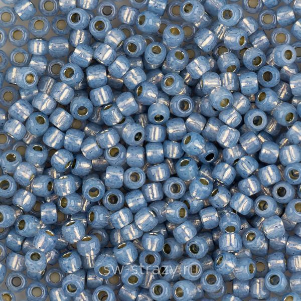 Бисер круглый 11/0 #2102PF PF Внутреннее серебрение молочный монтана